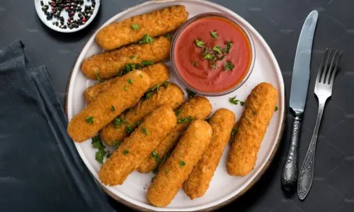 Fried Mozzarella Sticks