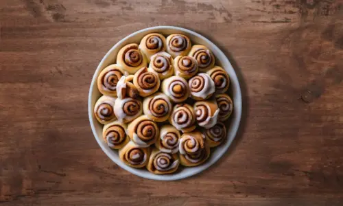 Cinnabon Mini Rolls