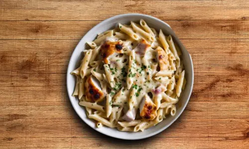 Oven-Baked Chicken Alfredo Pasta